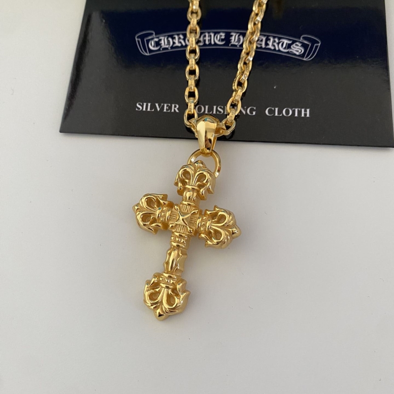Ch**me He**ts necklaces